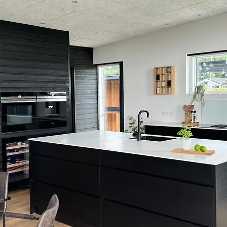 Sommerhuset Gronninghoved Strand بيت للعطل